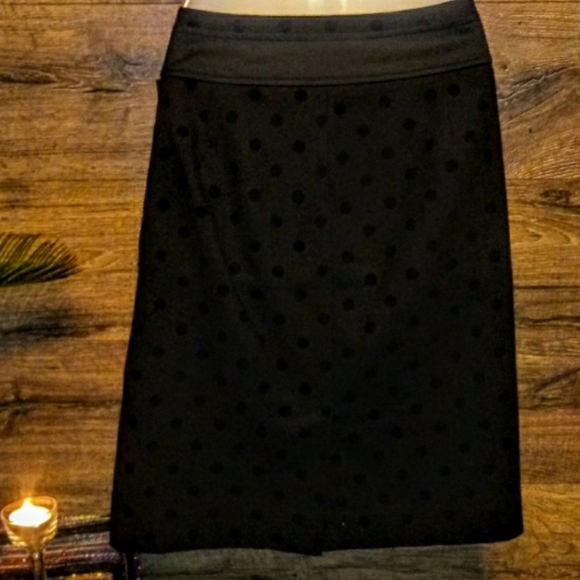 Loft Midi Pencil Skirt Size 8 Velveteen Bow Tie at Waist Back Slit NWOT - Picture 4 of 11